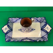 Plateaux et verres en céramique